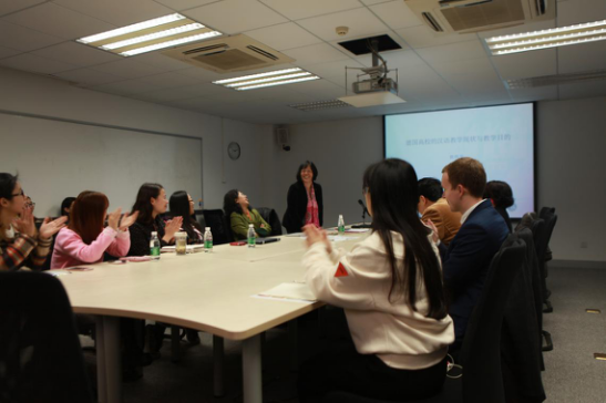 科隆大学东亚系教师与yl6809永利皇宫国际汉语系师生座谈